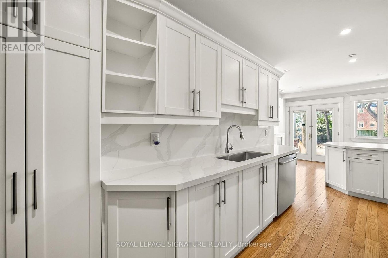 426 ARMADALE AVENUE - Photo 19