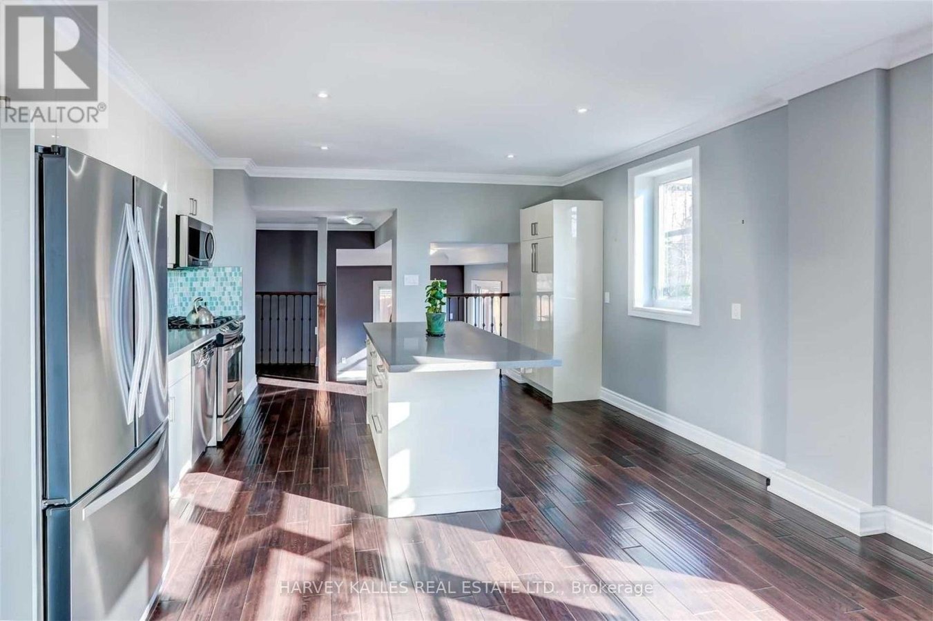 58 SANDFORD AVENUE - Photo 8