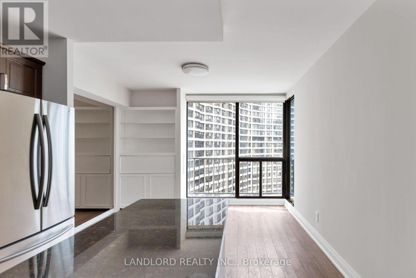 2208 - 33 HARBOUR SQUARE - Photo 13