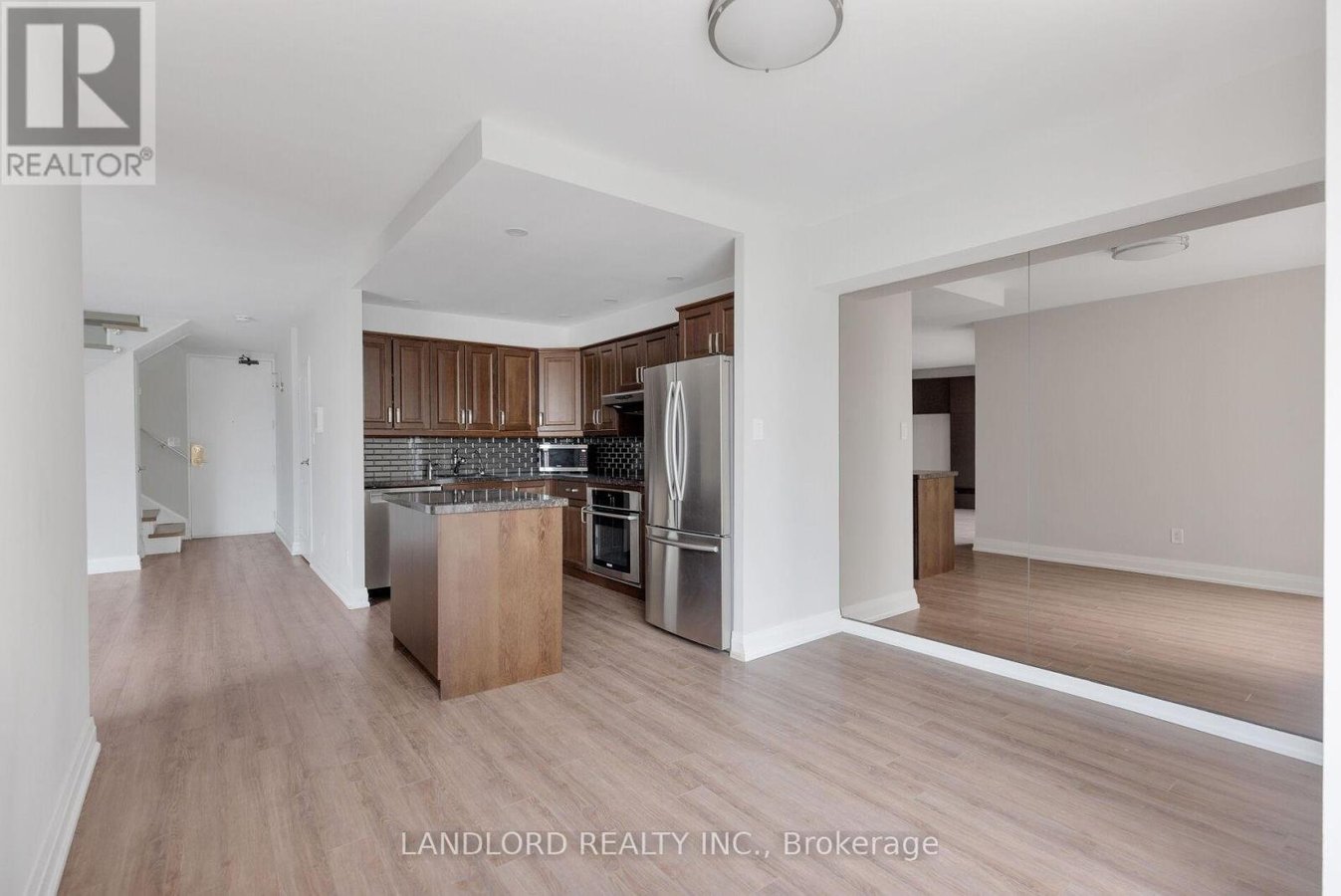 2208 - 33 HARBOUR SQUARE - Photo 16