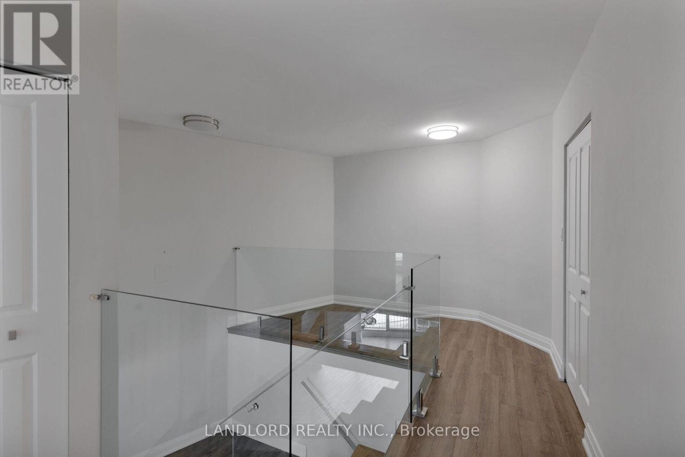 2208 - 33 HARBOUR SQUARE - Photo 21