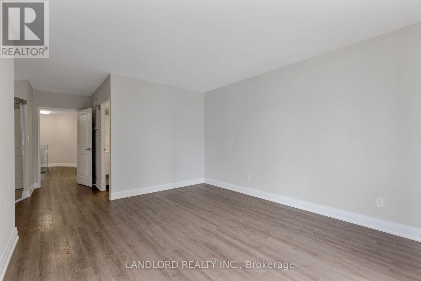 2208 - 33 HARBOUR SQUARE - Photo 27