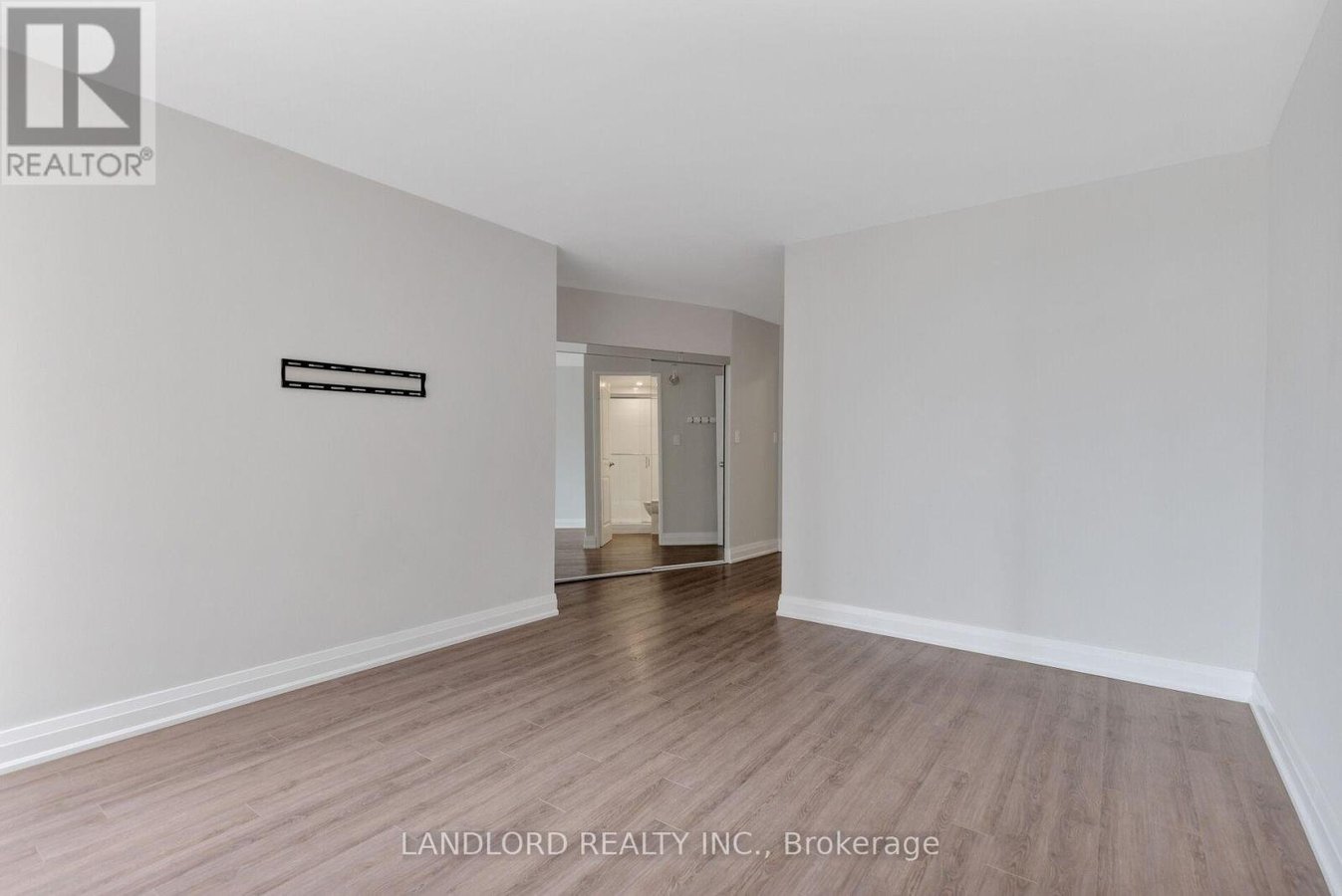 2208 - 33 HARBOUR SQUARE - Photo 28