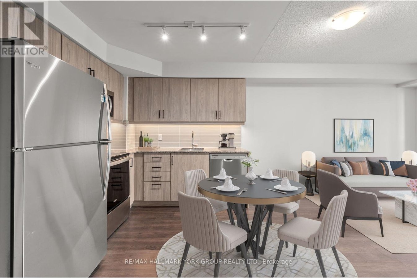 903 - 20 MEADOWGLEN PLACE - Photo 2