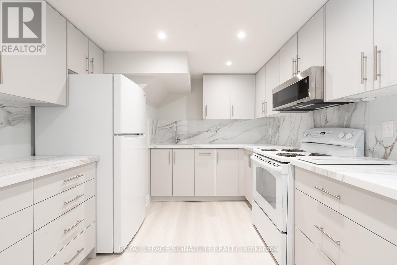 14 CANEROUTH DRIVE - Photo 4