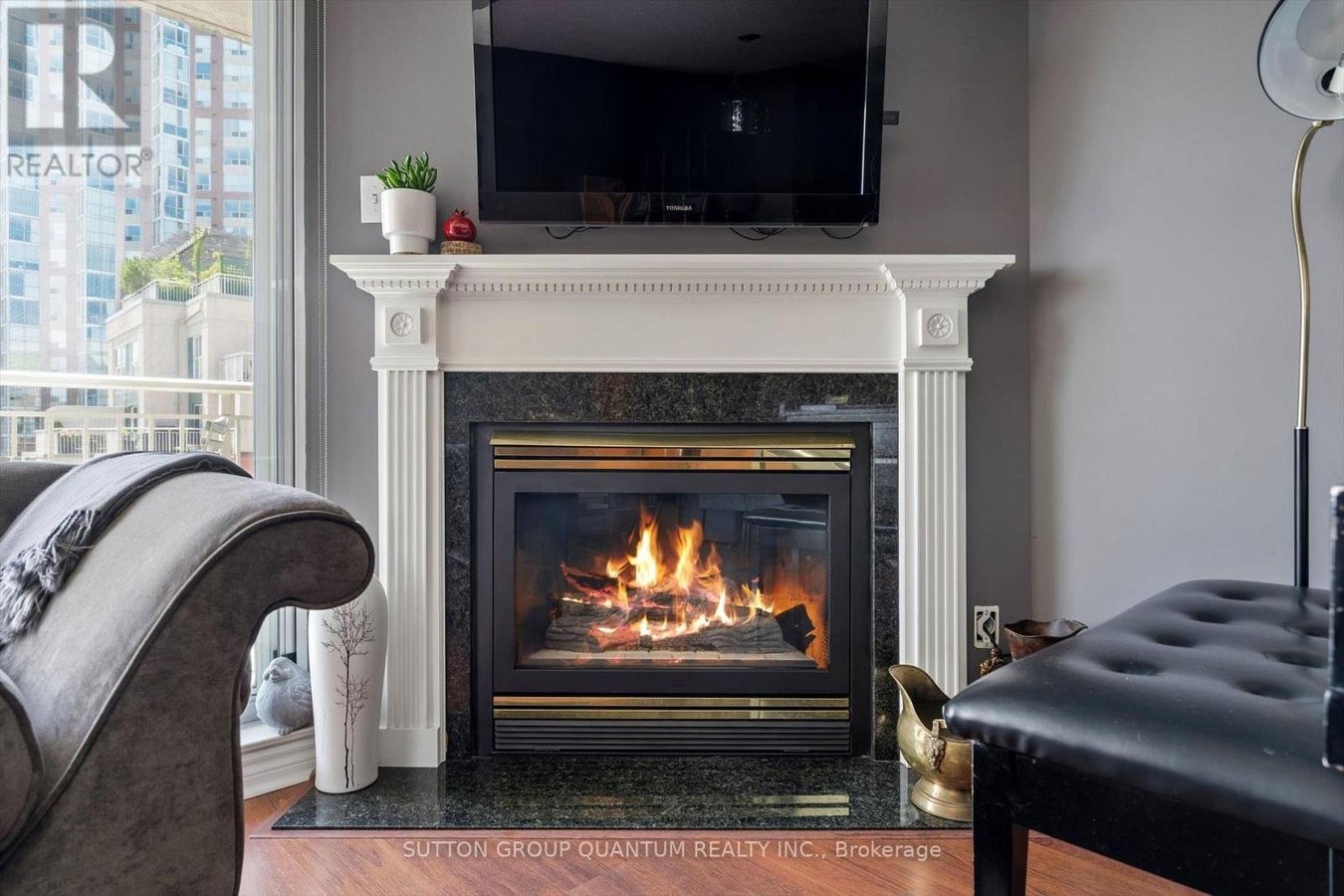 818 - 18 CONCORDE PLACE - Photo 8