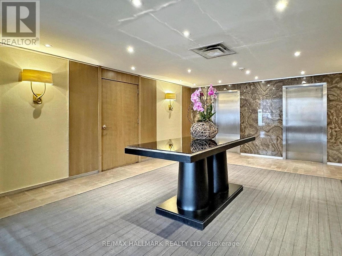 201 - 619 AVENUE ROAD - Photo 9