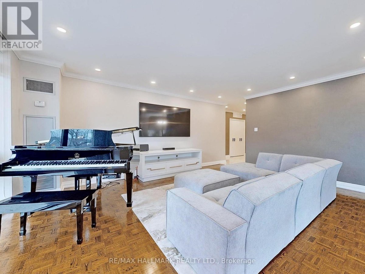 201 - 619 AVENUE ROAD - Photo 13