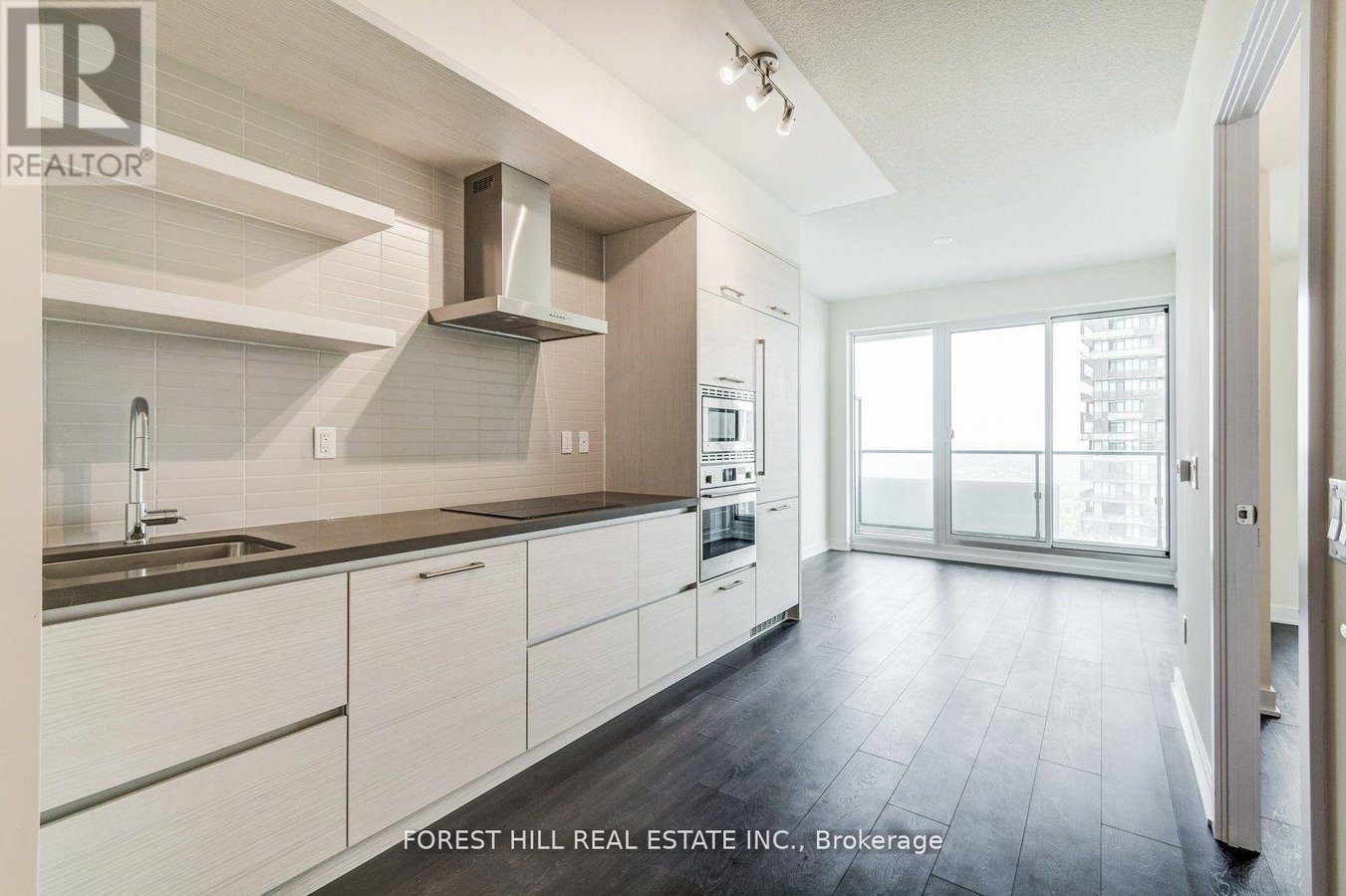 5010 - 2221 YONGE STREET - Photo 8