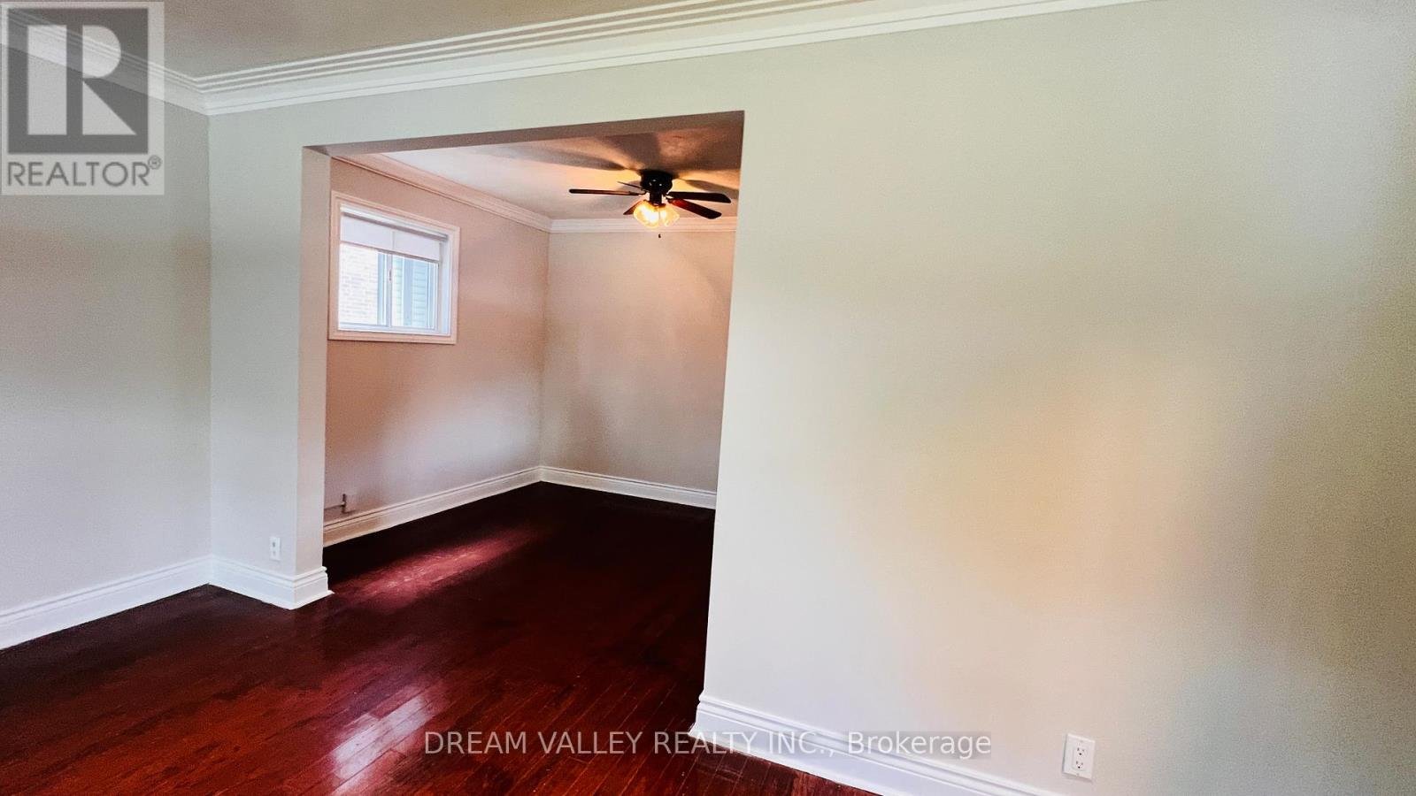 MAIN - 55 COLONIAL AVENUE - Photo 11