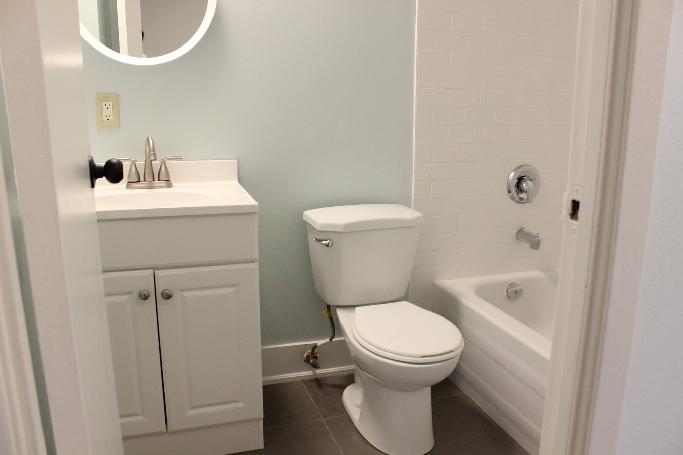 1513 Gerrard Street East - Photo 7
