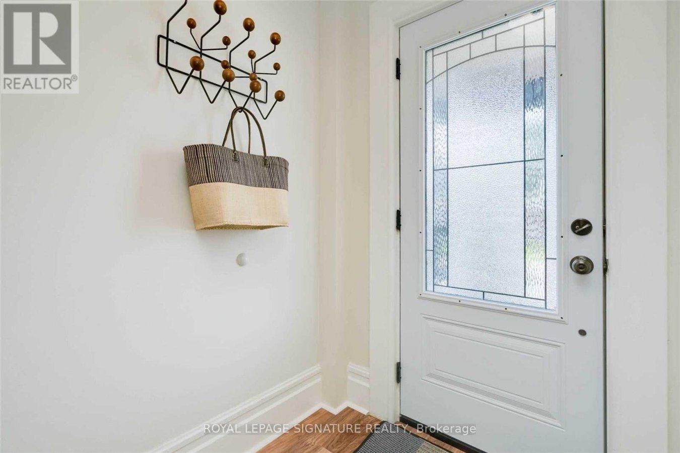 UPPER - 27 COLERIDGE AVENUE - Photo 5