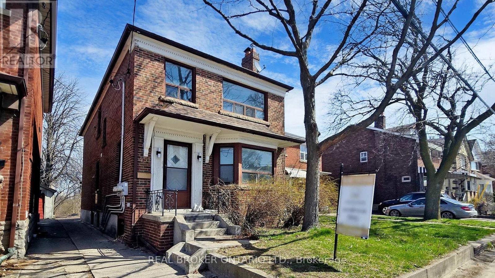 MAIN - 451 DONLANDS AVENUE - Photo 2