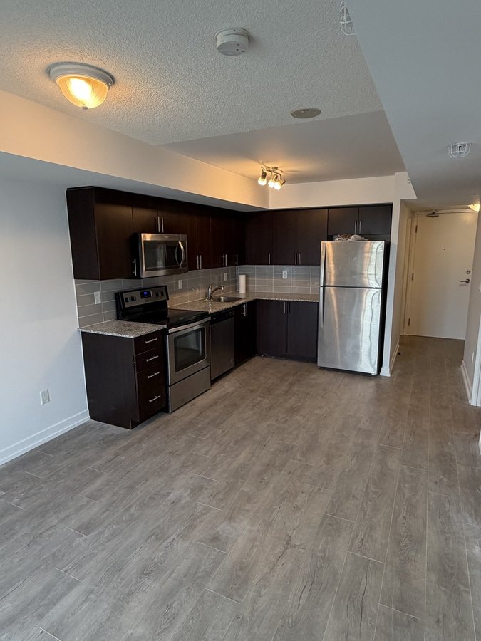 1420 Dupont Street - Photo 3