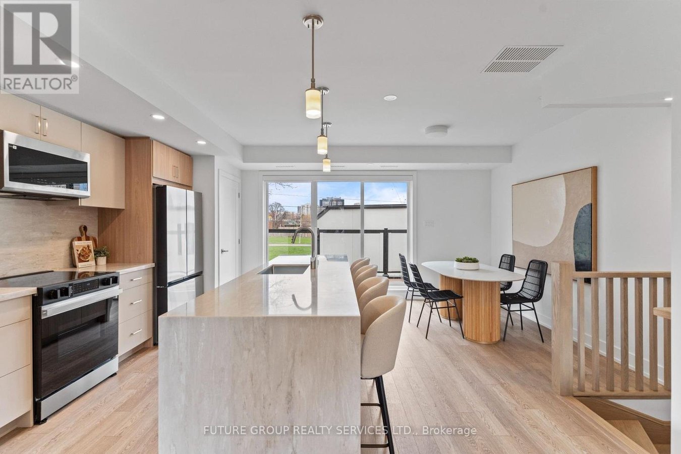 UNIT 3 - 15 ACORN AVENUE - Photo 1