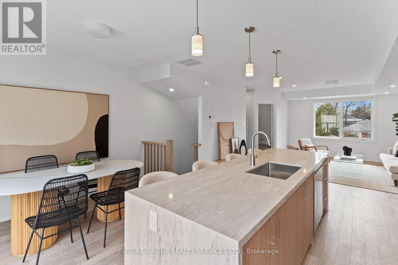 UNIT 3 - 15 ACORN AVENUE - Photo 9