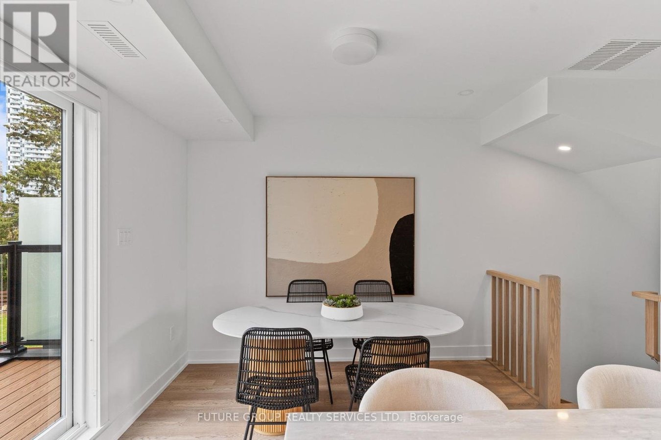 UNIT 3 - 15 ACORN AVENUE - Photo 10