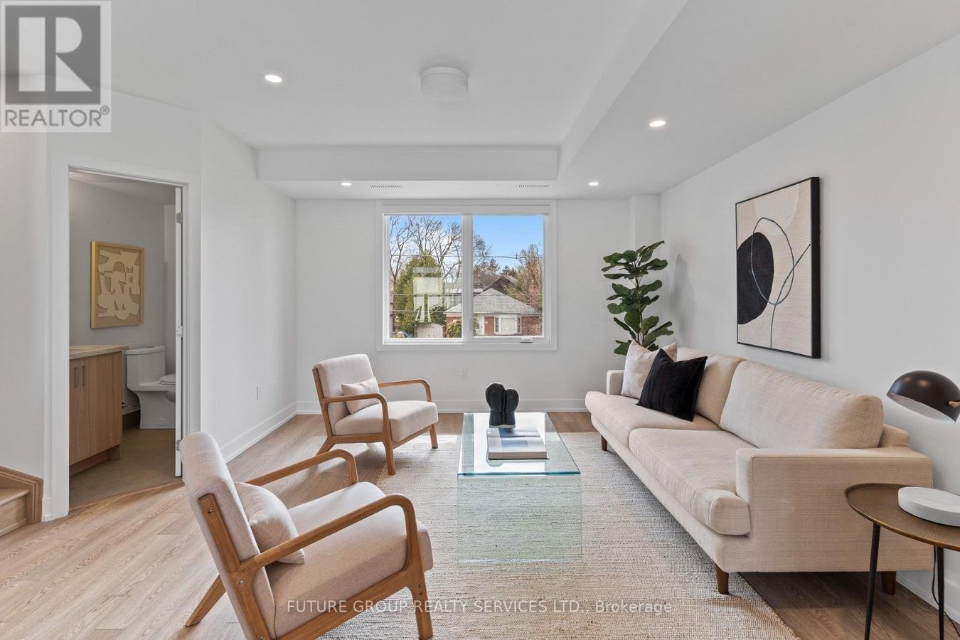 UNIT 3 - 15 ACORN AVENUE - Photo 12