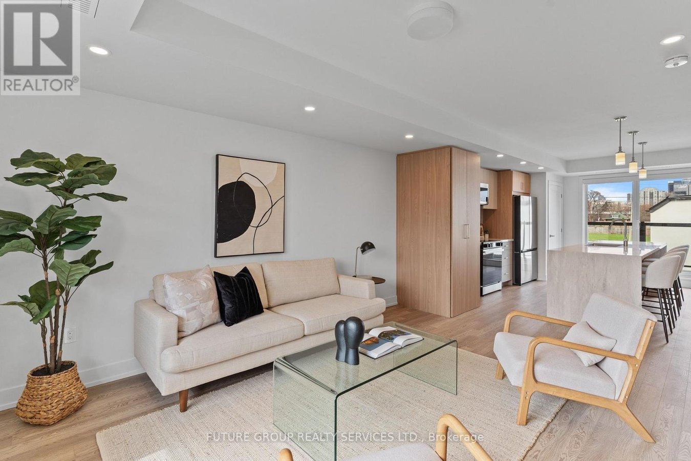 UNIT 3 - 15 ACORN AVENUE - Photo 14