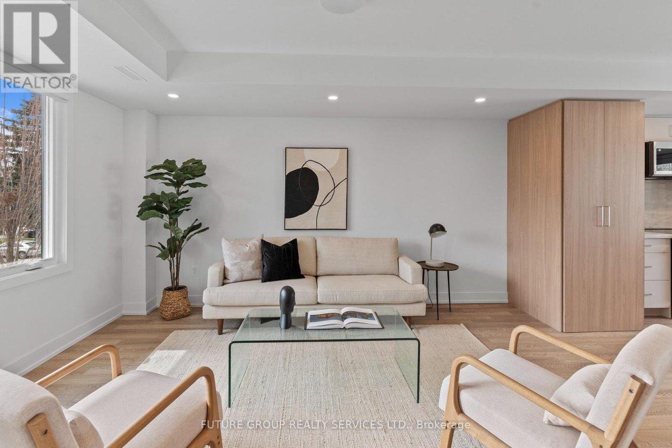 UNIT 3 - 15 ACORN AVENUE - Photo 15