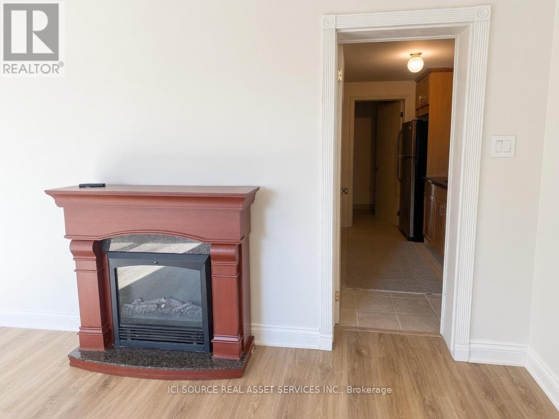 MAIN FL - 172 HUMBERCREST BOULEVARD - Photo 5