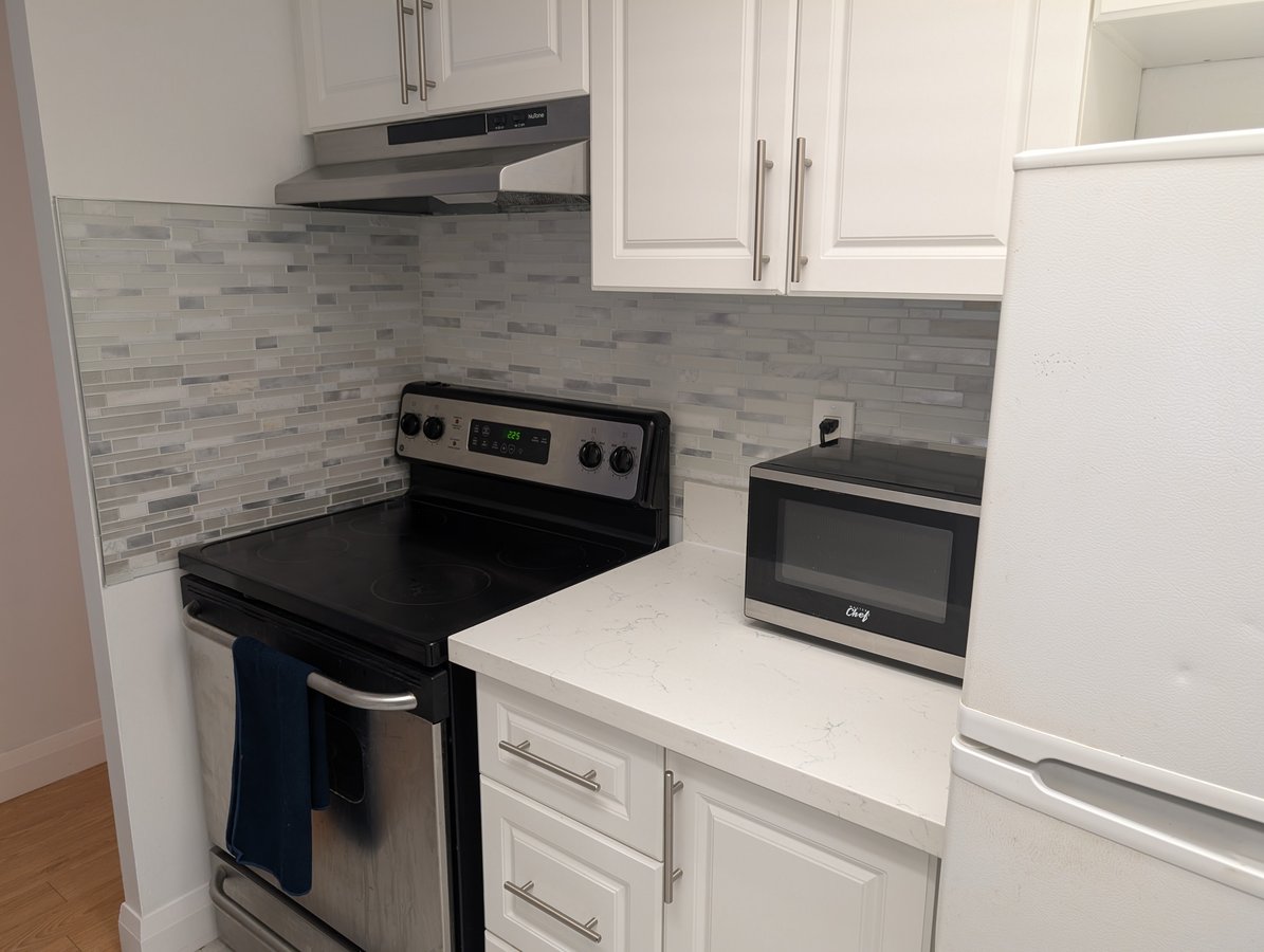 705 King Street West - Photo 8