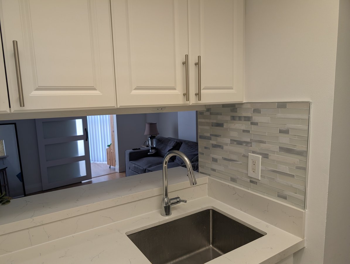 705 King Street West - Photo 9