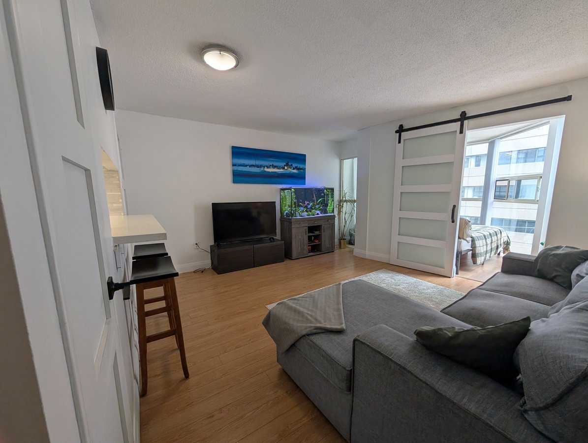 705 King Street West - Photo 13