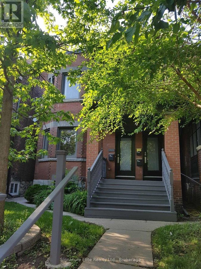 210 Pearson Avenue - Photo 1
