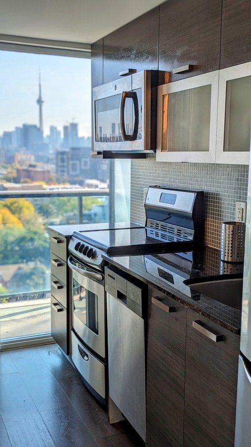 36 Lisgar Street - Photo 3