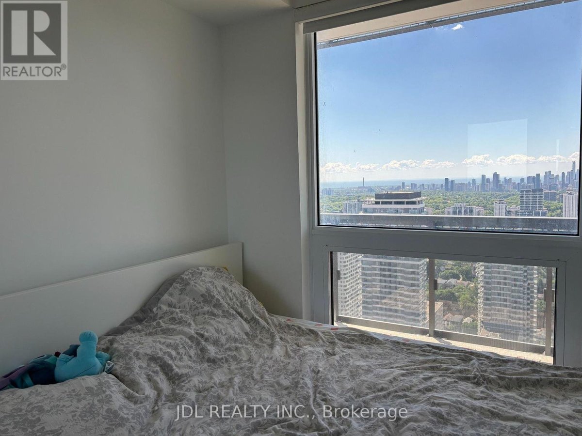 3704 - 39 ROEHAMPTON AVENUE - Photo 4