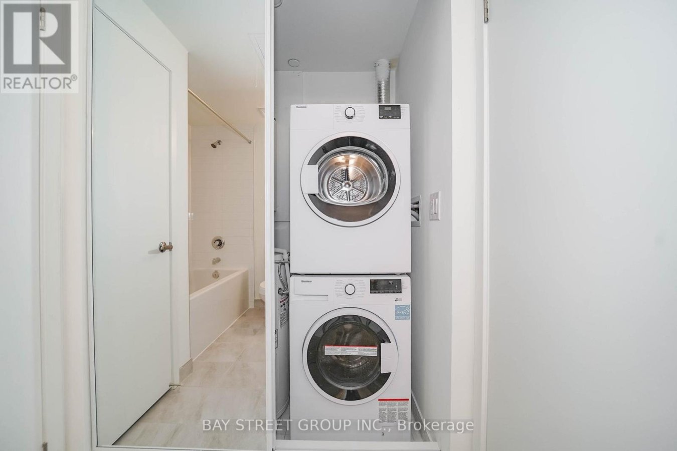508 - 165 CANON JACKSON DRIVE - Photo 6