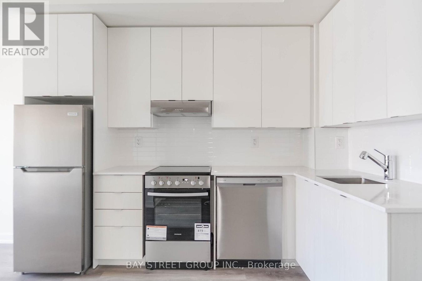 508 - 165 CANON JACKSON DRIVE - Photo 10