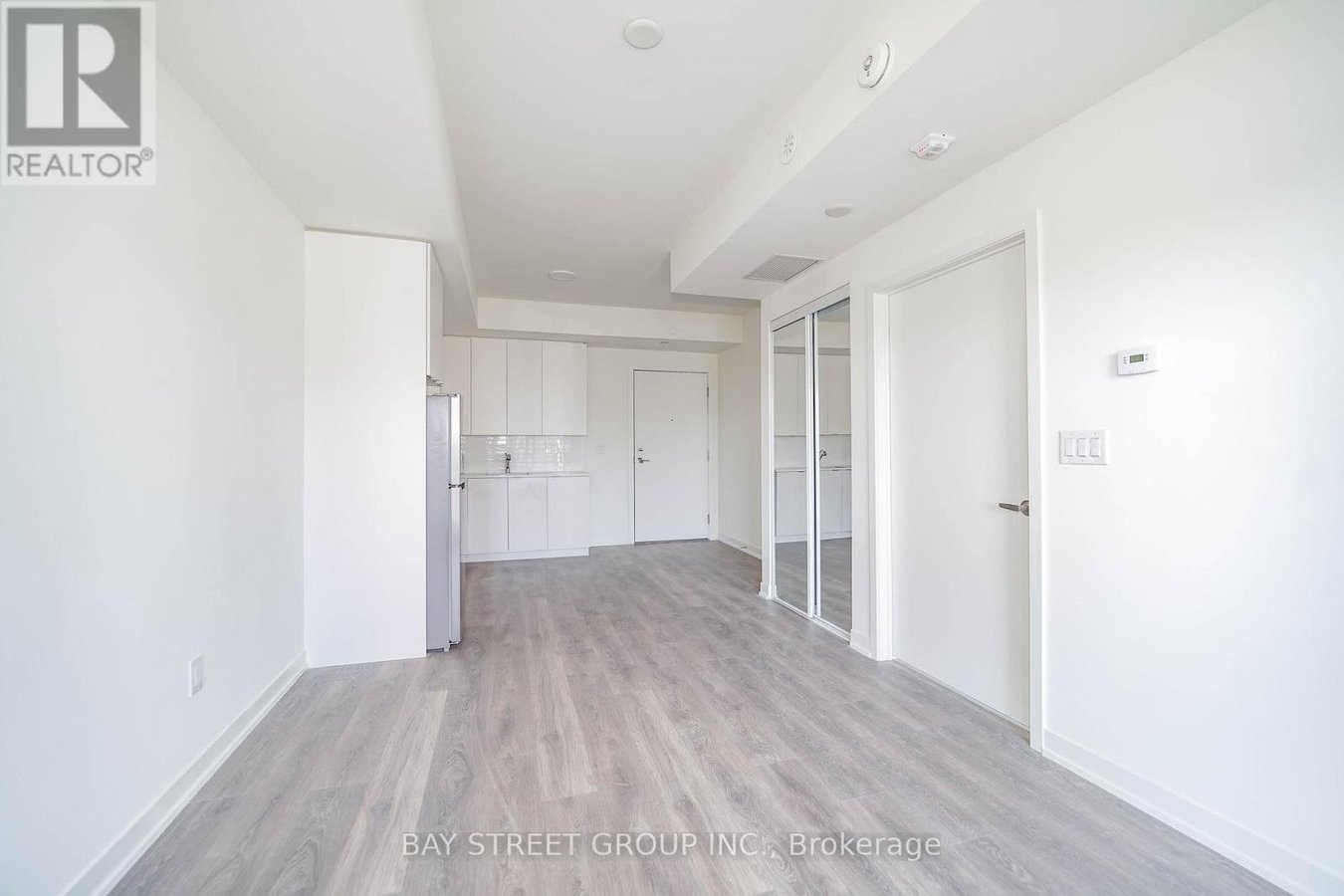 508 - 165 CANON JACKSON DRIVE - Photo 18
