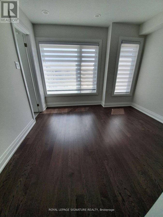 2 - 25 WILD ROSE GARDENS - Photo 4