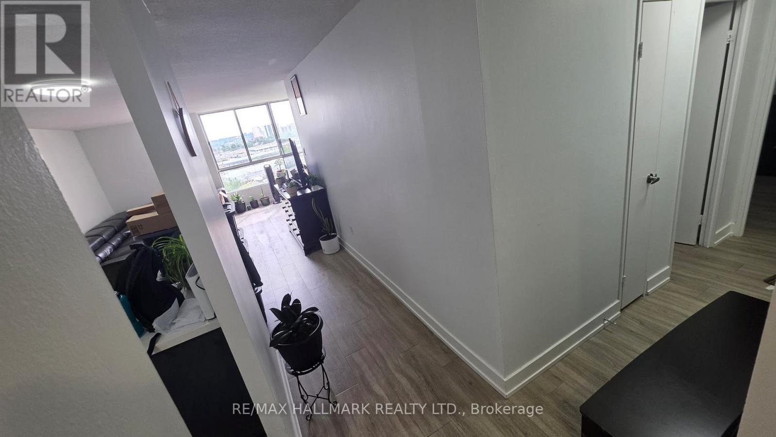 1705 - 15 MARTHA EATON WAY - Photo 8