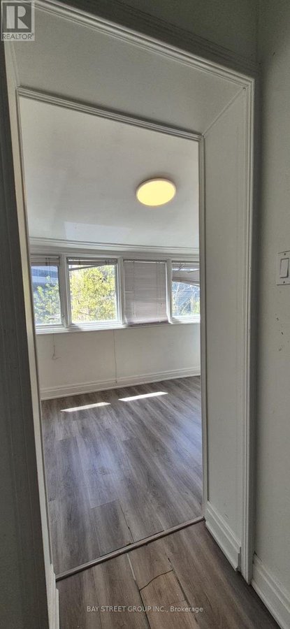6 FERNDALE AVENUE - Photo 11