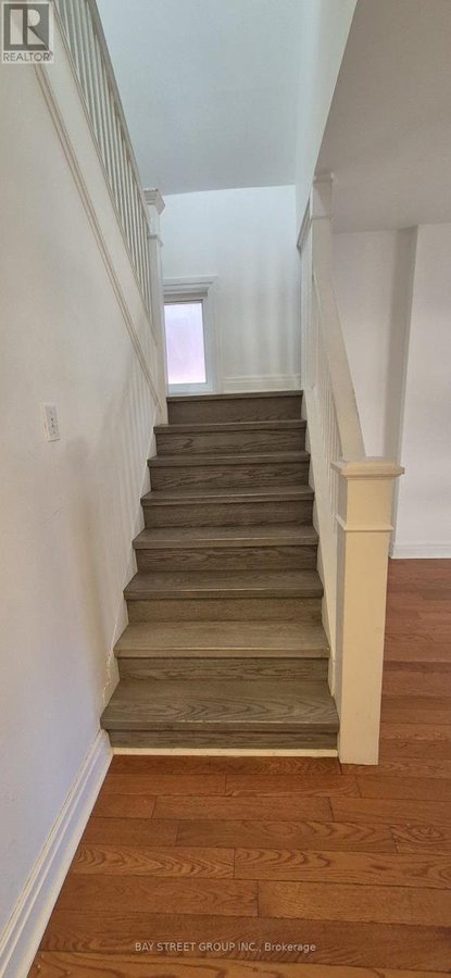 6 FERNDALE AVENUE - Photo 18