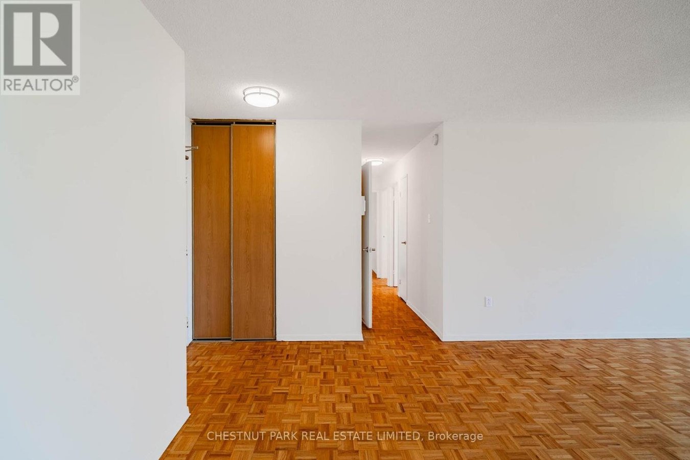 409 - 3700 LAWRENCE AVENUE E - Photo 16