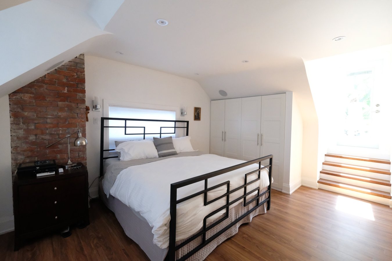 326 High Park Avenue - Photo 9