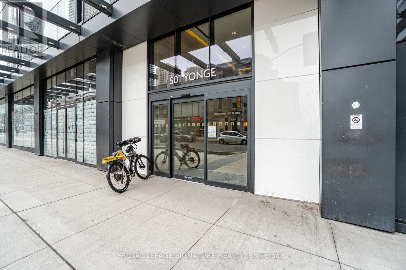 5204 - 501 YONGE STREET - Photo 2