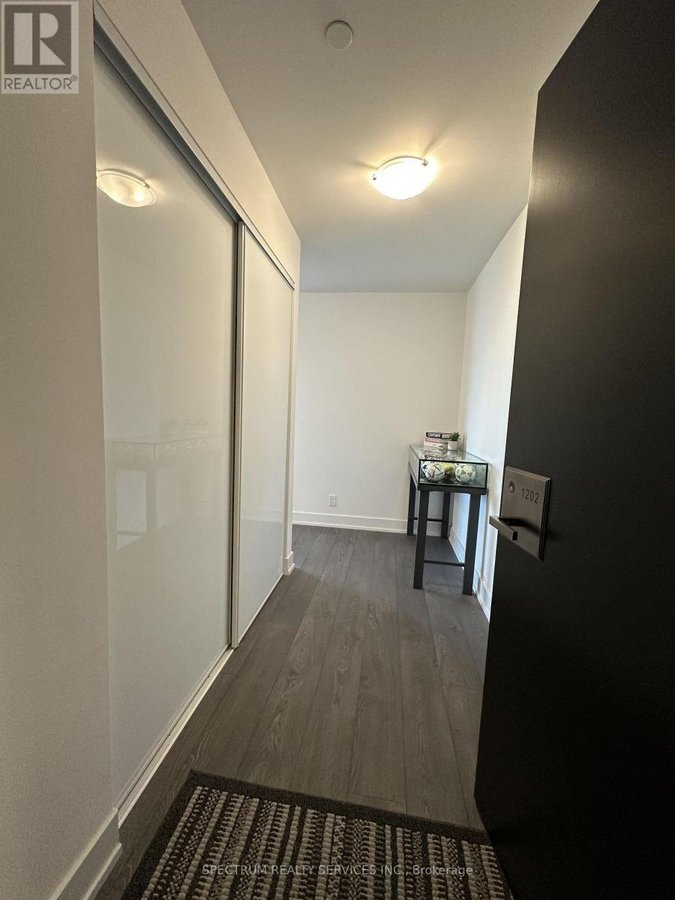1202 - 11 LILLIAN STREET - Photo 13