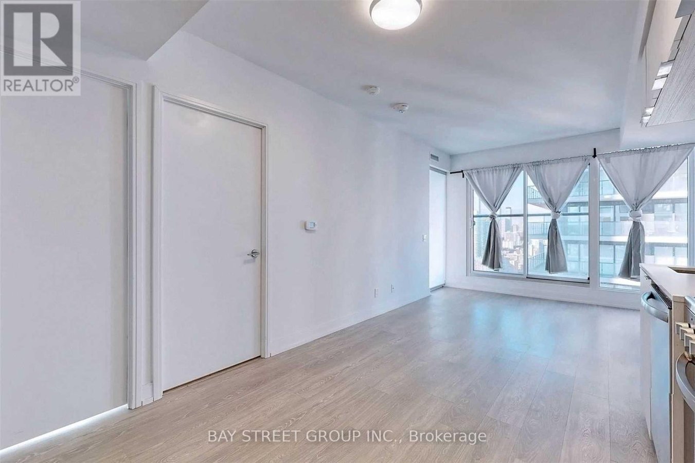 4311 - 181 DUNDAS STREET E - Photo 7
