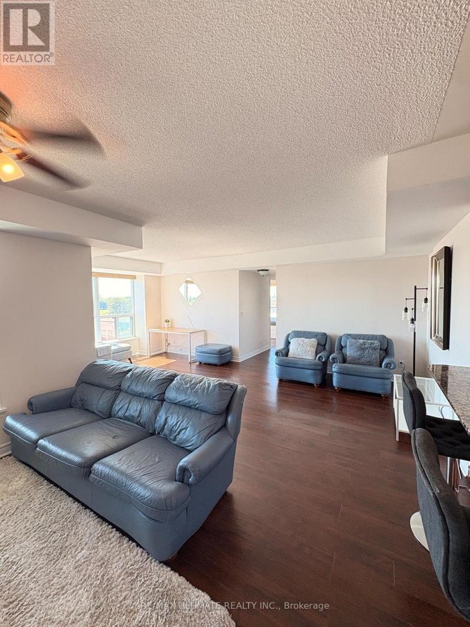 425 - 60 FAIRFAX CRESCENT - Photo 6