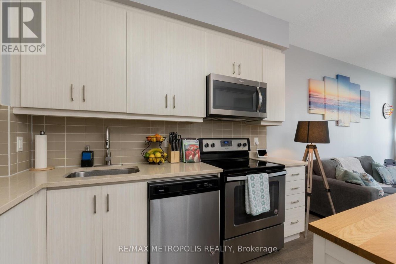 503 - 15 ZORRA STREET - Photo 9