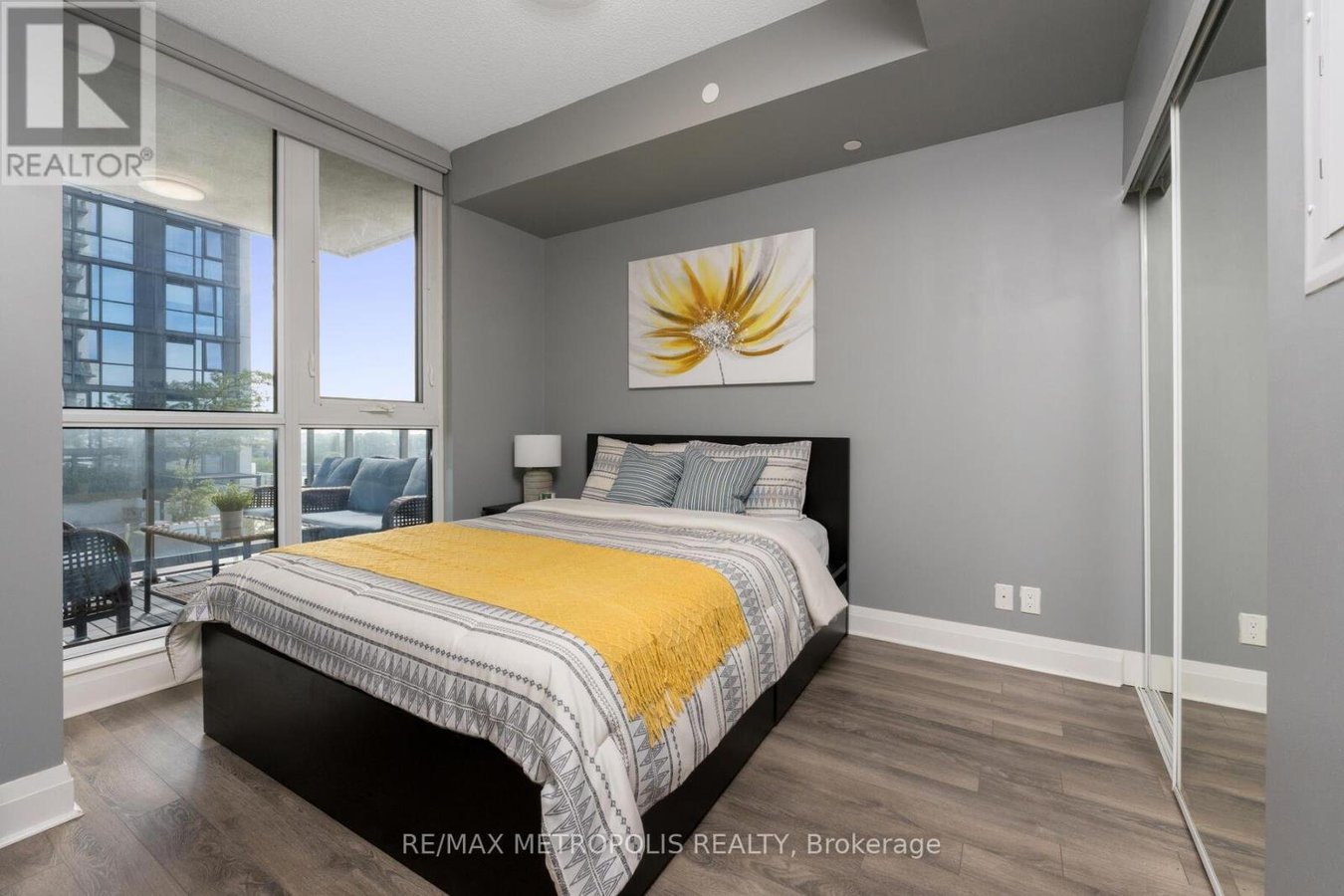503 - 15 ZORRA STREET - Photo 13