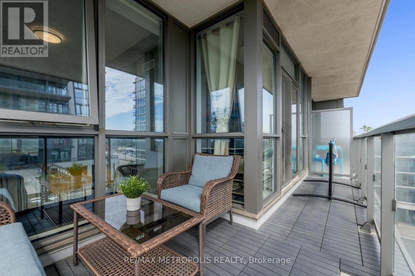503 - 15 ZORRA STREET - Photo 20