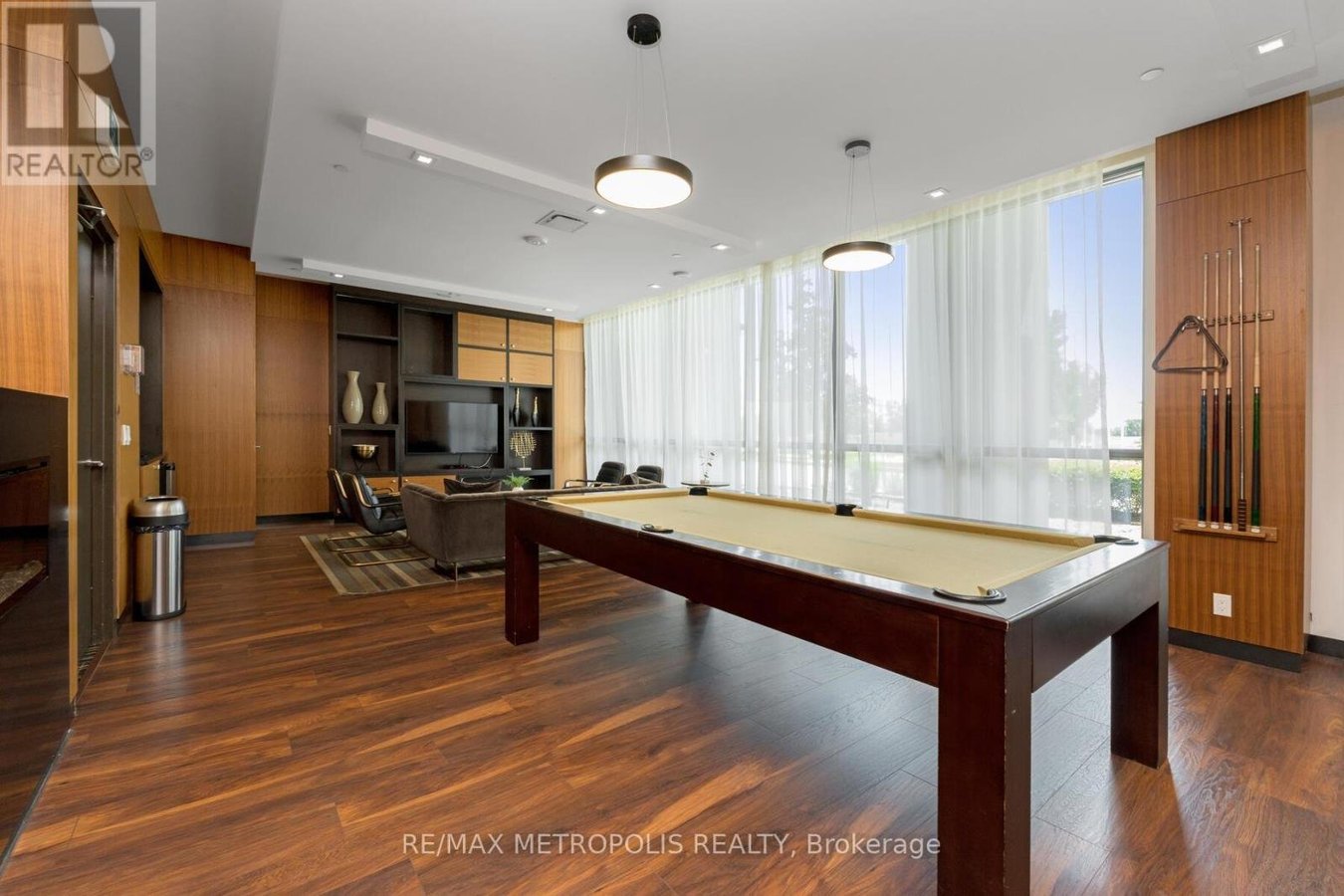 503 - 15 ZORRA STREET - Photo 32