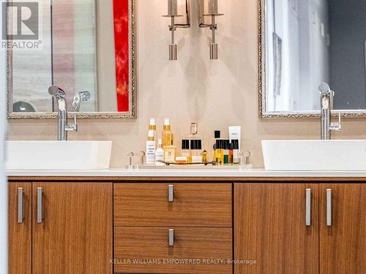 10 WEBSTER AVENUE - Photo 25