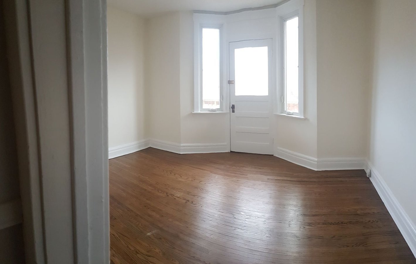 340 Coxwell Avenue - Photo 11